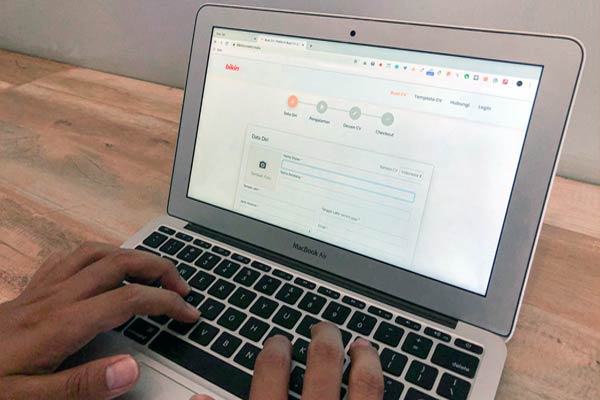 Cara Mudah Buat CV Online di BikinCV