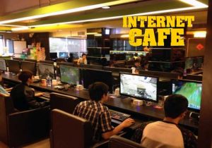 Bermain Warnet