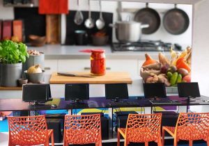 Kuliner Online dengan Cloud Kitchen