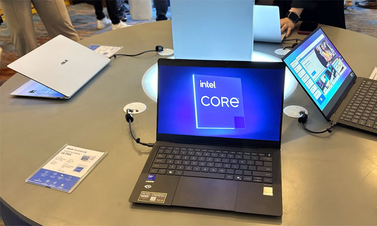 ASUS ExpertBook Ultra